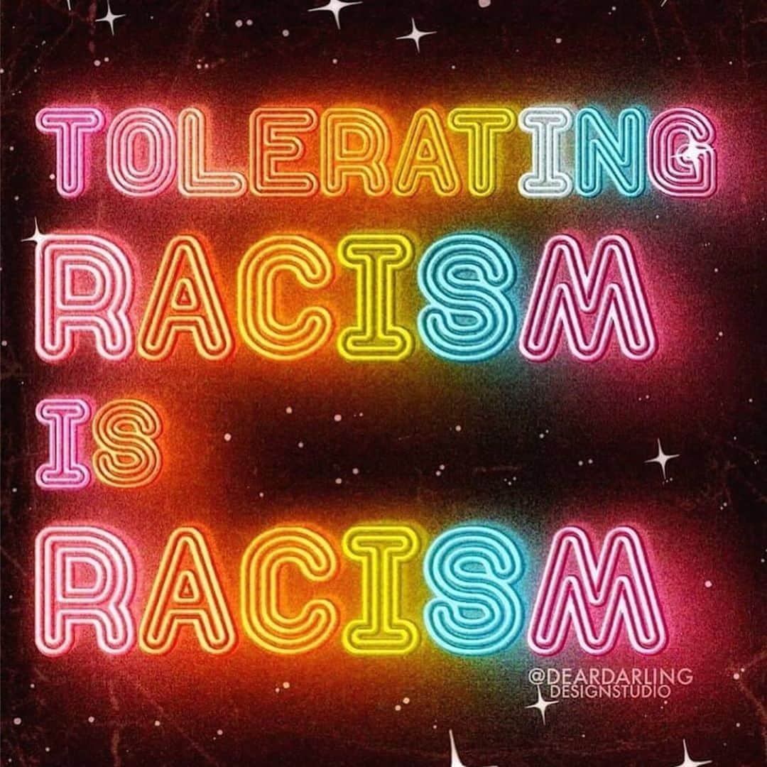 カテリーナ・スコーソンのインスタグラム：「Just a reminder. #vote #vote2020 #registertovote @ortegayarborough @deardarlingdesignstudio」