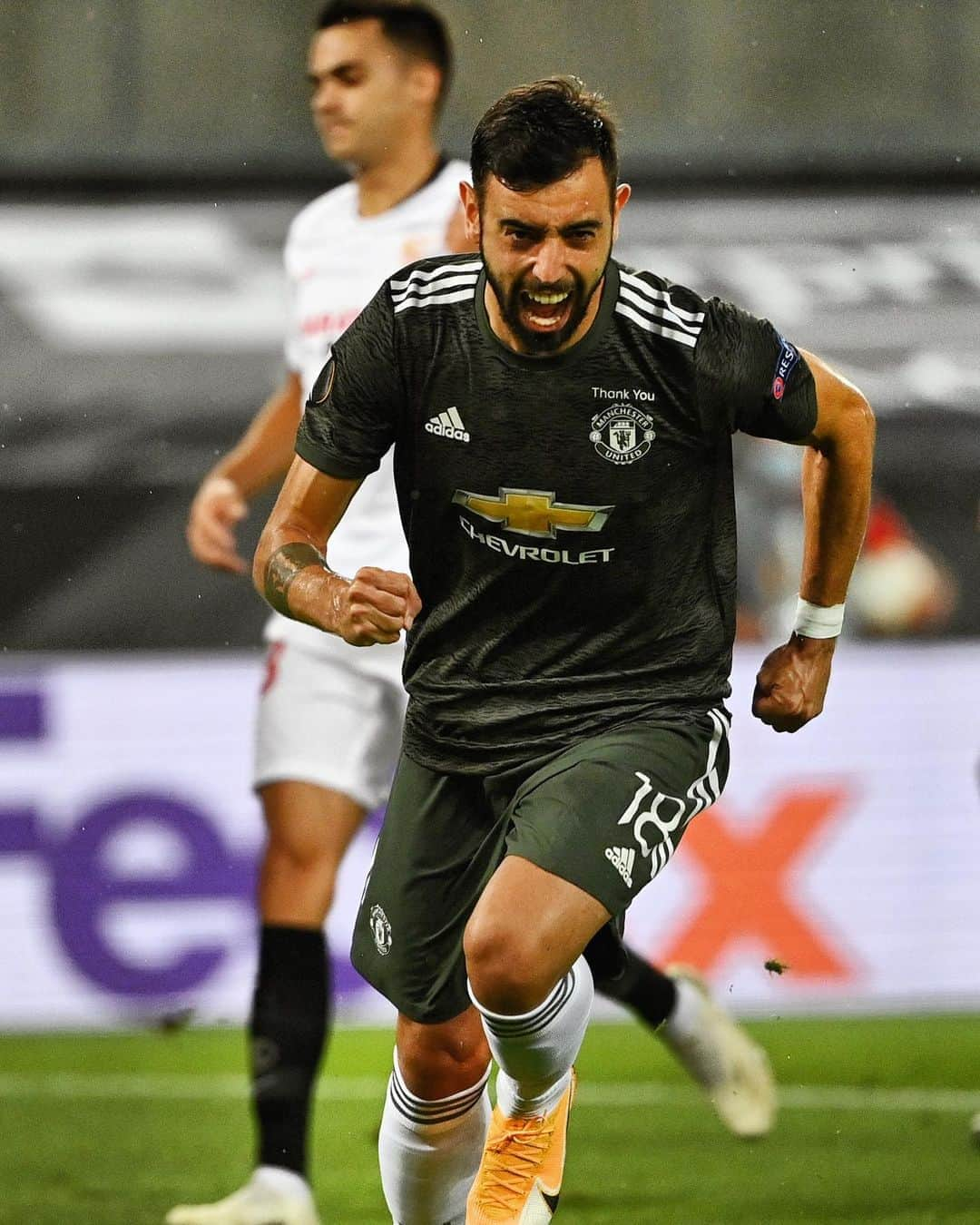 マンチェスター・ユナイテッドさんのインスタグラム写真 - (マンチェスター・ユナイテッドInstagram)「#BrunoFernandes gives United an early lead! 🙌 #MUFC #EuropaLeague」8月17日 4時17分 - manchesterunited