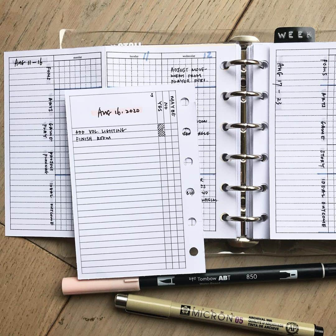 Dara M.さんのインスタグラム写真 - (Dara M.Instagram)「I’ve been giving GTD another try in my work planner by listing everything and ticking yes, no, maybe and then migrating to each category in the weekly view. A day a page. A place for everything and everything in its place. amiright? #gtd #pocketplanner #plannercommunity #functionalplanning #minimalistplanning #pocketringsplanner #pocketrings」8月17日 4時23分 - gothamhaus