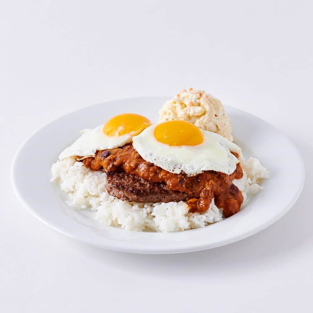 Zippy's Restaurantsのインスタグラム：「Chili Moco is the perfect breakfast, brunch, lunch, supper or second dinner option. Available to order all day on Zippys.com or our mobile app.」