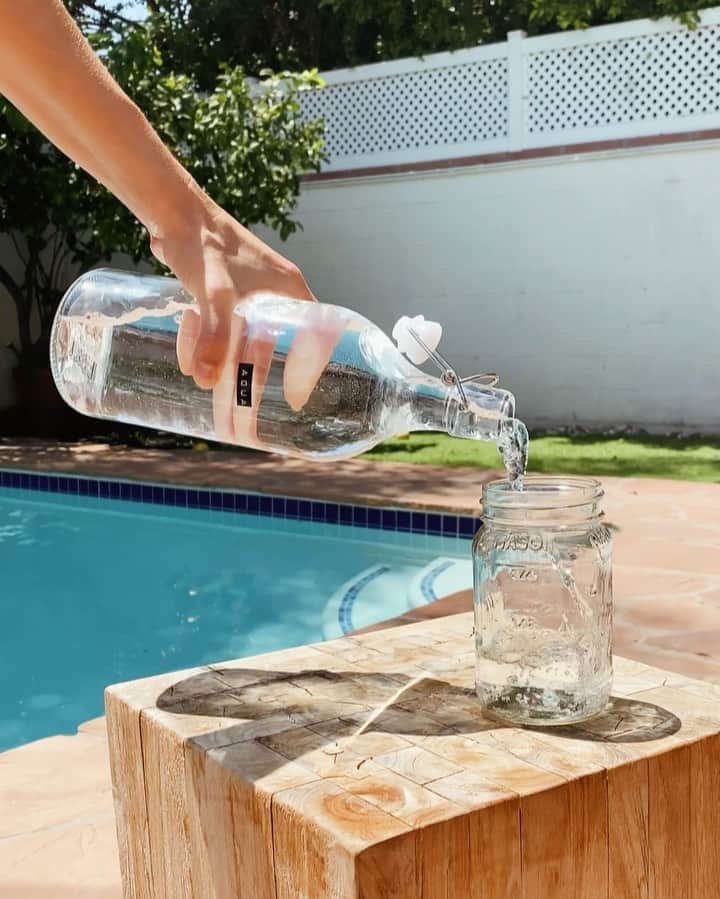 Camden Scottのインスタグラム：「Be nice and stay hydrated ❤️」