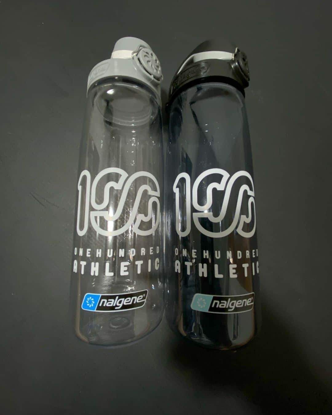宇野薫のインスタグラム：「お待たせいたしました！ 100A×nalgene®︎できました。  #onehundredathletic #100athletic  #100A #unocaolshowten #nalgene #nalgenebottle #ワンハンドレッドアスレチック #ナルゲンボトル  #宇野薫商店 #宇野薫」