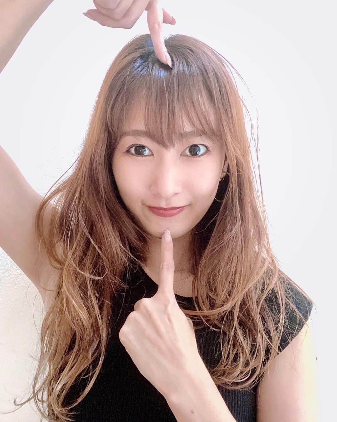 のインスタグラム：「.﻿ ﻿ その笑顔見て〜ると〜きっ﻿ ﻿ ほ〜んっと幸せ♪﻿ ﻿ ﻿ #元気です！﻿ #本当だったら今頃セブ行ってる予定だったから悲しんでるけど身体は元気です！﻿ #ここの振り付け好き」