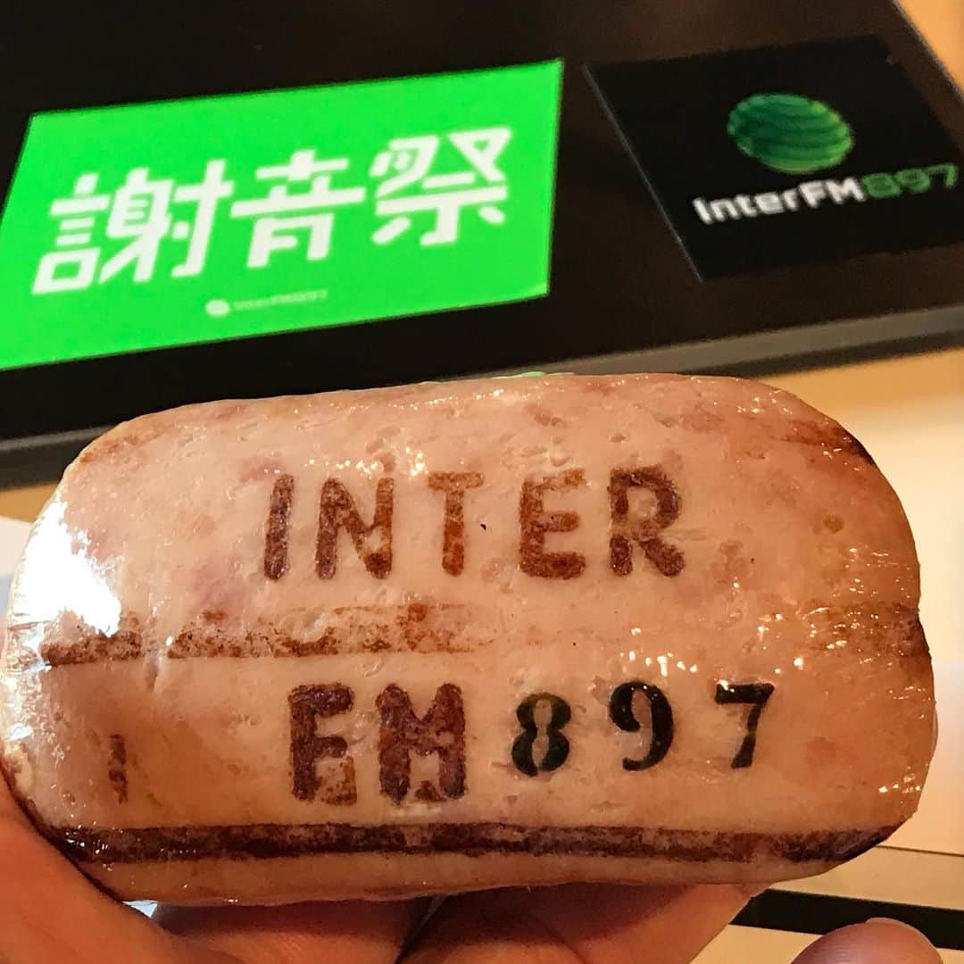 井手大介のインスタグラム：「#謝音祭　のスペシャルスパムおにぎり」