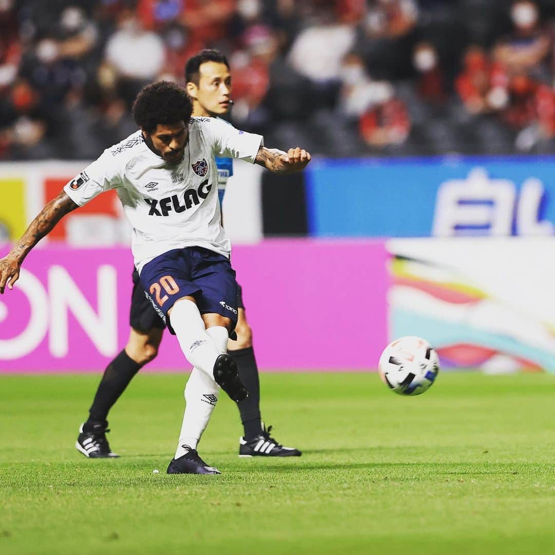 FC東京オフィシャルグッズさんのインスタグラム写真 - (FC東京オフィシャルグッズInstagram)「🔵🔴 vs #北海道コンサドーレ札幌  88分。ピッチに魔法をかけた東京のマジシャン。 @leandrin21  @fctokyoofficial  #レアンドロ #FC東京 #fctokyo #tokyo」7月24日 8時47分 - fctokyoofficial