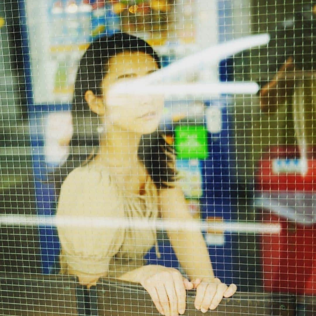 佐河ゆいさんのインスタグラム写真 - (佐河ゆいInstagram)「#portraitphotography #ポートレート #渋谷 #portrait #actress #instalike #photo #tokyo #followme #instapic  #throughthewindow」7月24日 10時36分 - kaboichigo