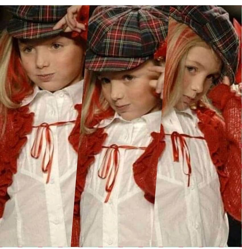 ペイトン・リストのインスタグラム：「someone tagged me in this today... and when i’m feeling down i should honestly just find pics of seven year old hardcore avril lavigne stan me with her red extensions」