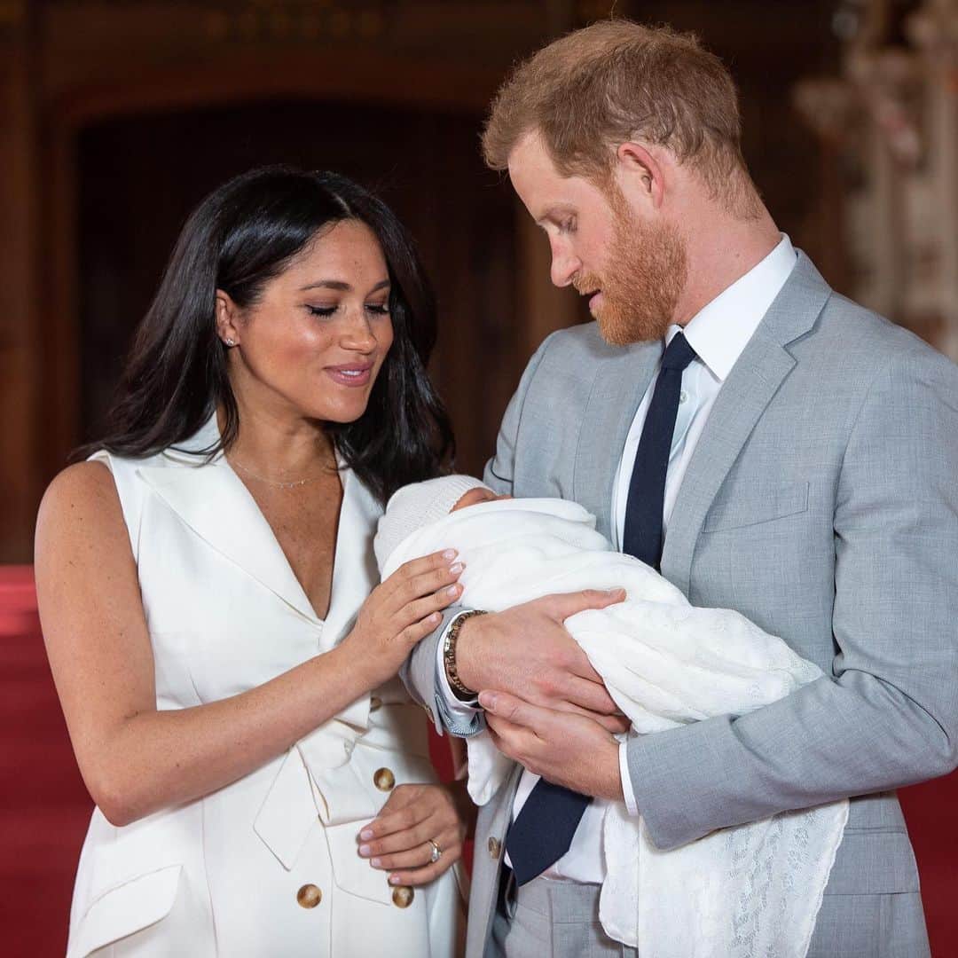 E! Onlineさんのインスタグラム写真 - (E! OnlineInstagram)「Meghan Markle and Prince Harry are now taking legal action to protect their son. Link in bio for the alleged incident that compelled them to file a lawsuit. (📷: Getty)」7月24日 11時15分 - enews
