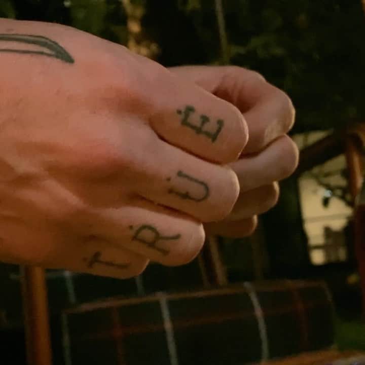 のインスタグラム：「LINK IN BIO • cc: @aclu_socal」