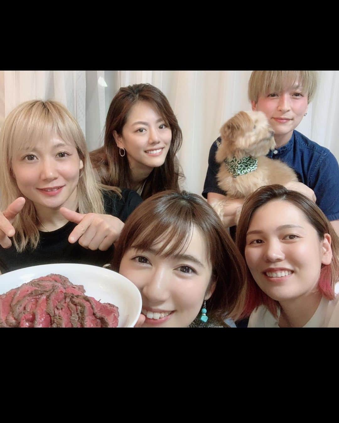 渡辺華奈さんのインスタグラム写真 - (渡辺華奈Instagram)「. . 少し前ですが、、、筋肉！！！ コロナ期間でしばらく集まれなかったのですがやっと集まれました💕 . 最＆高！ . . . #糖質ゼロ麺で流し素麺 #スヴェン #ゆうちゃんのローストビーフ最強 #筋肉 #女子会 #100日後にバキバキになる才木玲佳  #mma #mmafighter #training #muscle #総合格闘技 #女子格闘家 #柔道 #トレーニング #筋トレ #筋肉女子」7月24日 13時34分 - kana_0821