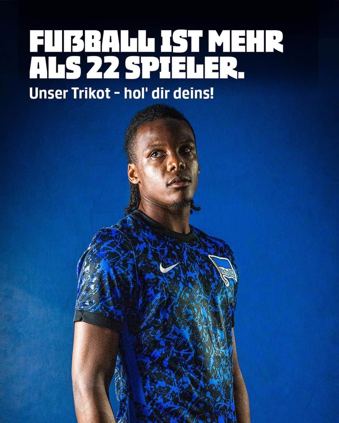 ヘルタ・ベルリンさんのインスタグラム写真 - (ヘルタ・ベルリンInstagram)「Sei Teil von Hertha BSC – wir sind mehr als Fußball! 💙 Dein Trikot wartet schon! 🙌 . . #fussballistmehr #heimtrikot #auswärtstrikot #hahohe #herthabsc」7月24日 16時02分 - herthabsc