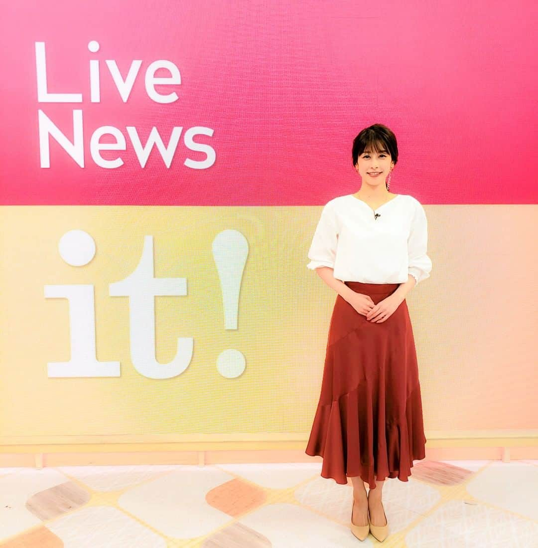 フジテレビ「プライムニュース イブニング」さんのインスタグラム写真 - (フジテレビ「プライムニュース イブニング」Instagram)「Live News it!（ #イット ）は⠀ 16時50分スタートです！⠀ ⠀ ●我慢の4連休 全国で戦々恐々　東京新たに #260人感染⠀ ●独自証言！嘱託殺人…医師に何が⠀ ●独占！「 #純烈 」新曲ＭＶ撮影裏側⠀ ●変わる世界の夏休み意外な楽しみ方⠀ ⠀ きょうもぜひご覧下さい。⠀ ⠀ #イット⠀ ⠀ #加藤綾子 @ayako_kato.official⠀ #風間晋⠀ #木村拓也 @takuya.kimura0801⠀ #福原直英⠀ ⠀ #山田俊浩⠀ ⠀ #ガチャピン⠀ #三井良浩⠀ ⠀ #副島淳⠀ #石本沙織⠀ #海老原優香⠀ ⠀ #フジテレビ⠀#アナウンサー⠀ ⠀ 公式HP：https://www.fujitv.co.jp/livenews_it/⠀ FNNプライムオンライン：https://www.fnn.jp/」7月24日 16時23分 - livenews_it