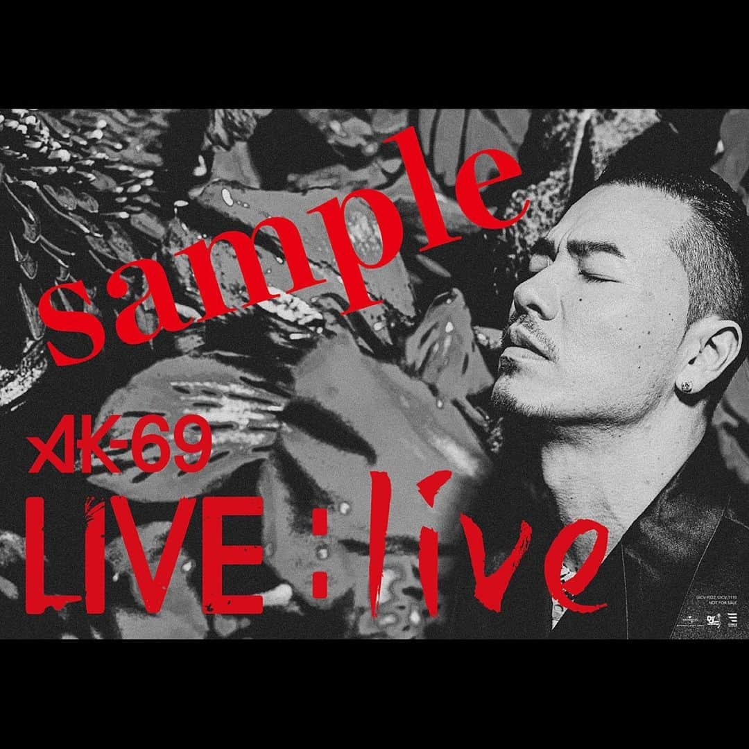 AK-69さんのインスタグラム写真 - (AK-69Instagram)「【特典ポスター🔥】 CD『LIVE:live』先着購入者特典のチェーン別絵柄を解禁！！ 特典には限りがありますので、ご予約はお早めに。 - 各CDショップ店頭、及びオンランインショップにてご予約受付中です！ - ご予約はプロフィールのリンクから - ＜購入者先着特典＞ ①ファンクラブ会員限定：B2両面ポスター（表） ②ファンクラブ会員限定：B2両面ポスター（裏） ③TSUTAYA：A2ポスター ④GEO：A2ポスター ⑤タワーレコード：A2ポスター ⑥HMV：A2ポスター ⑦新星堂・WonderGOO：A2ポスター ⑧AMAZON：メガジャケ - ※特典は先着となり数に限りがあります。 ※一部取扱いのない店舗・オンランインショップもございます。詳しくは各CDショップにてご確認ください。 - - #AK69 #DefJamRecordings #FlyingB #LIVElive #NewAlbum #YellowBucks #MCTYSON #SWAY #R指定 #IO #ZORN #EricBellinger #69Homies #TSUTAYA #GEO #TOWERRECORDS #HMV #新星堂 #WonderGOO #Amazon」7月24日 17時34分 - ak69_staff