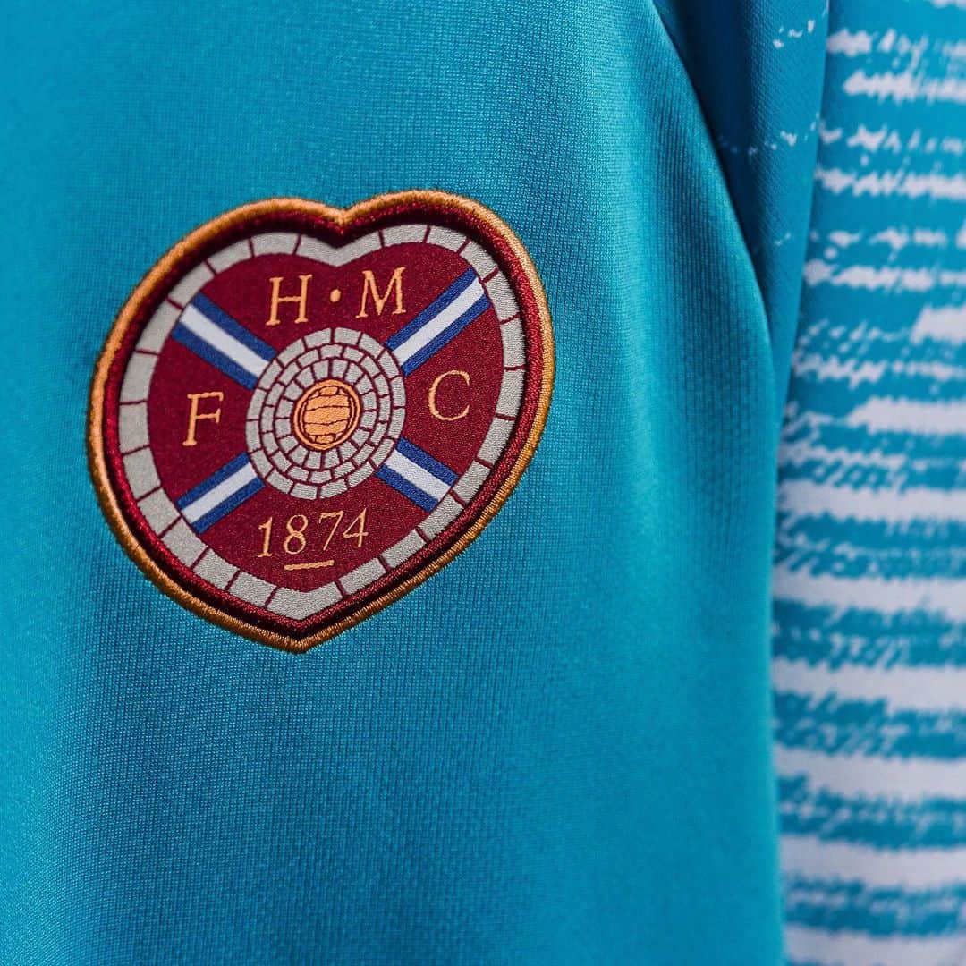 UMBROさんのインスタグラム写真 - (UMBROInstagram)「We stand together with @heartofmidlothianfc. 20/21 Away for the #jambos」7月24日 17時49分 - umbro