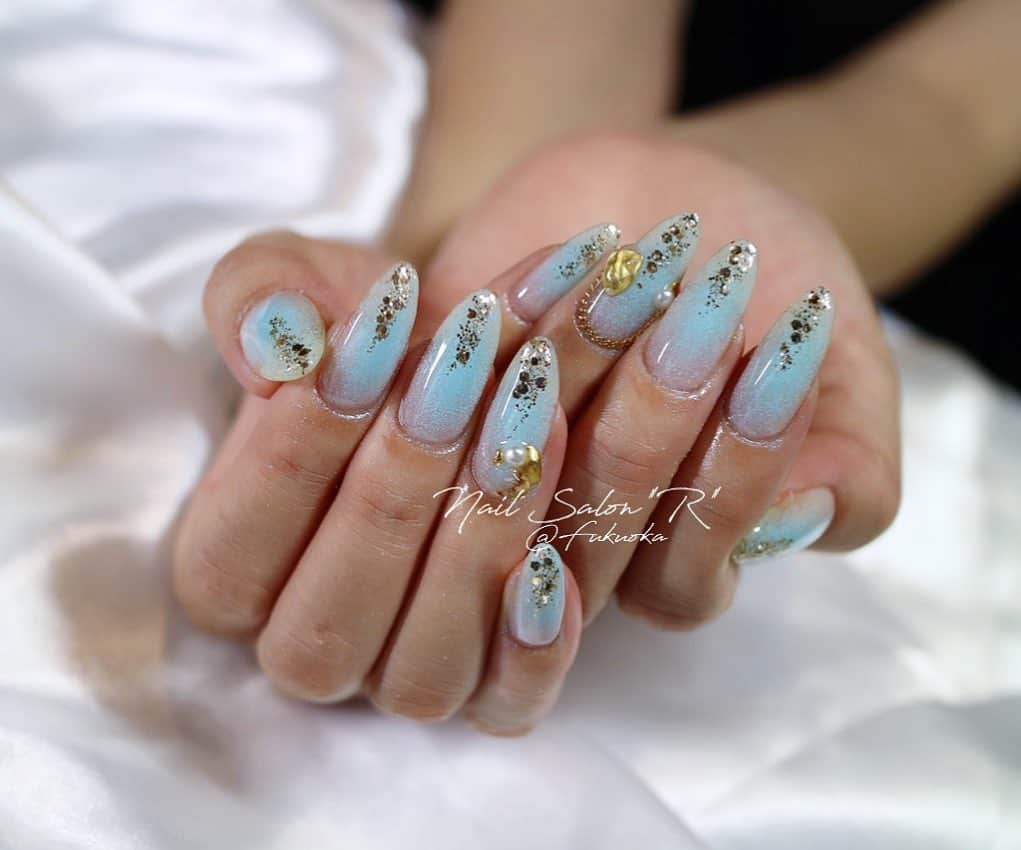 megumi kobayashiさんのインスタグラム写真 - (megumi kobayashiInstagram)「water blue🦄 . 涼しげの極み🦋🦋🦋 . . #nail#nailart#nailist#nailis#instanails#gel#gelnail#gelart#art#desigh#instagood#ネイル#ネイルアート#ネイリスト#ネイルサロン#ジェル#ジェルネイル#ネイルサロンR#福岡#北九州#小倉北区#小倉#紺屋町#megumikobayashi#네일#네일스타그램#네일아트#美甲」7月24日 18時25分 - meg_nail