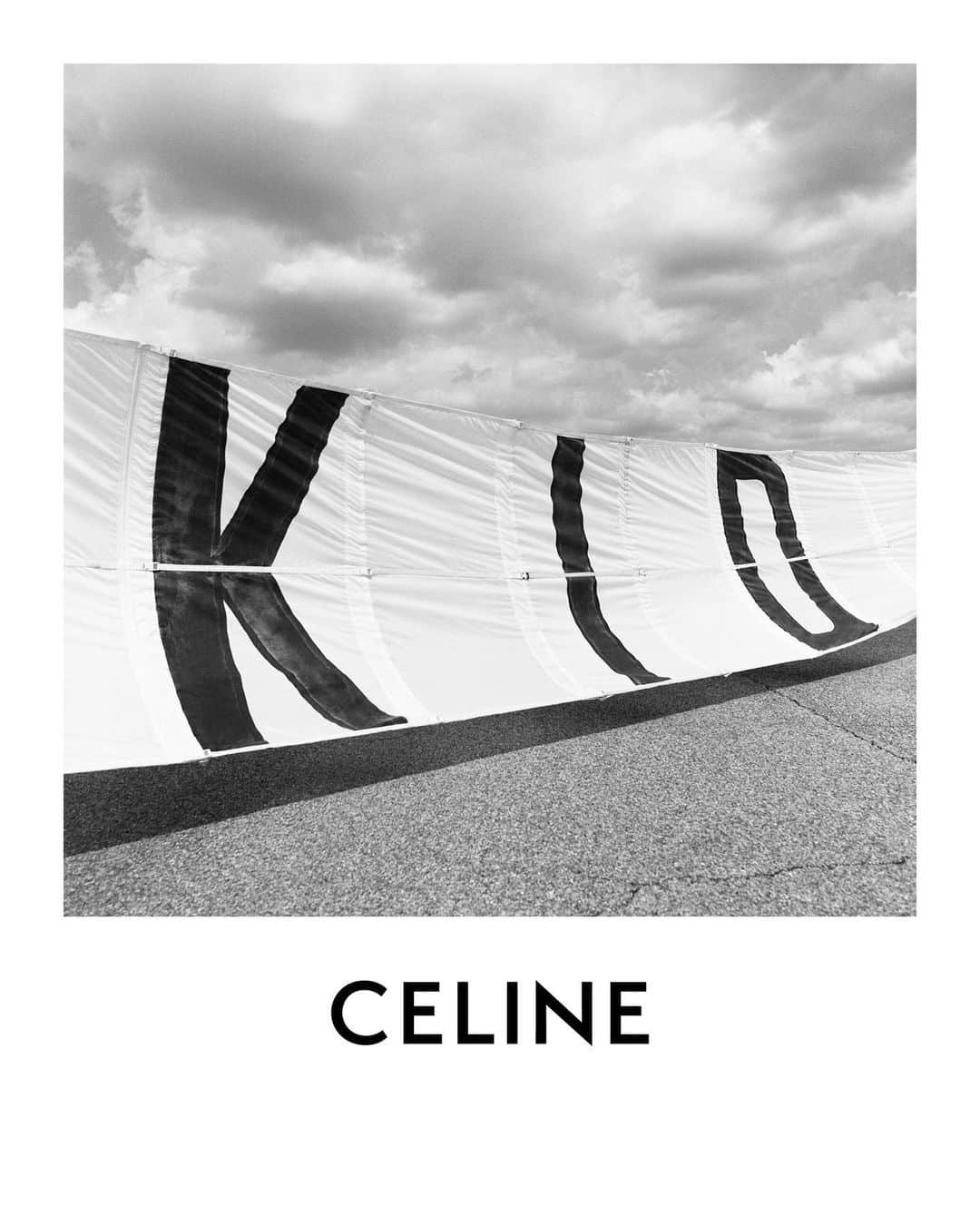 Celineさんのインスタグラム写真 - (CelineInstagram)「CELINE HOMME "THE DANCING KID" WEDNESDAY JULY, 29TH  #THEDANCINGKID #CELINEHOMME #CELINEBYHEDISLIMANE」7月24日 19時01分 - celine