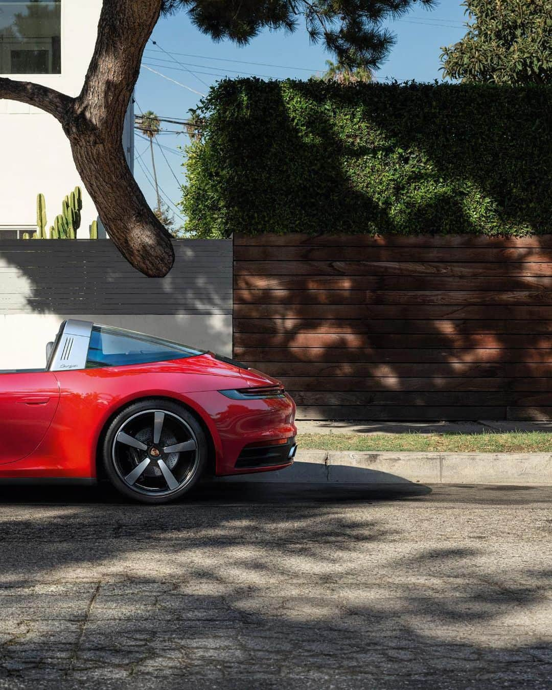 Porscheさんのインスタグラム写真 - (PorscheInstagram)「A modern yet timeless machine, inside and out. The new 911 Targa shapes up with a wider, more muscular body, refined bi-turbo-charged six-cylinder flat engine, interior design with Porsche Advanced Cockpit and Direct Touch Control, as well as its iconic Targa roof concept.  #TimelessMachine  __ 911 Targa 4: Fuel consumption combined: 9,8 l/100 km; CO2 emissions: 223 g/km. 911 Targa 4S: Fuel consumption combined 10,3 – 9,9 l/100 km; CO2 emissions combined 235 – 227 g/km.」7月24日 18時57分 - porsche