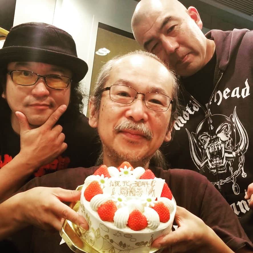 人間椅子のインスタグラム