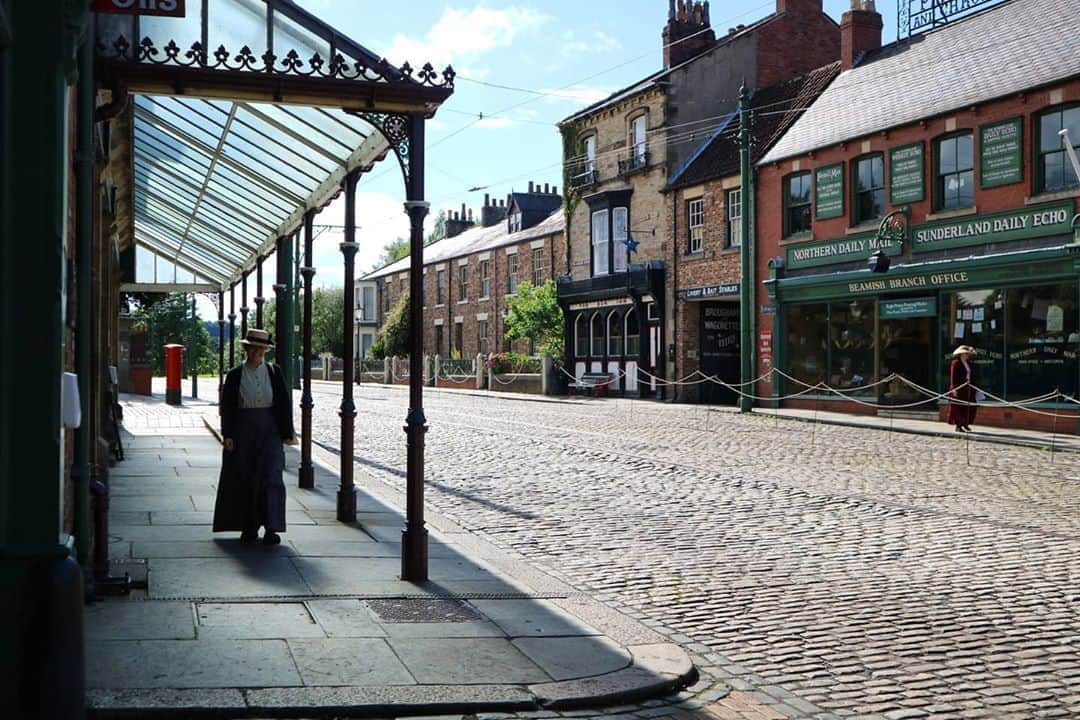 のインスタグラム：「We're looking forward to welcoming you back to Beamish! Who can't wait to walk down our 1900s Town street again?」