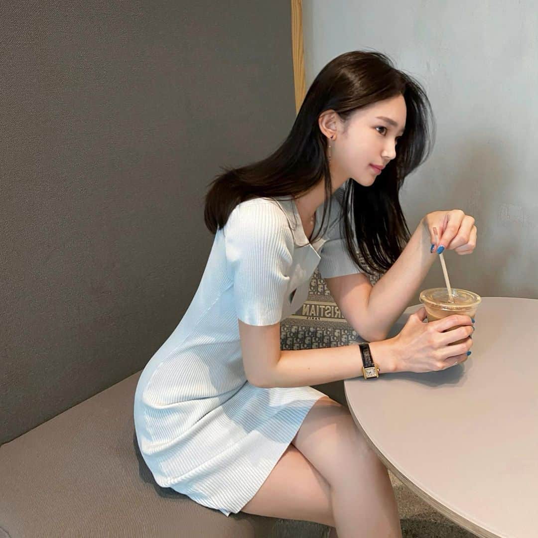 キム・ミニさんのインスタグラム写真 - (キム・ミニInstagram)「오늘은 청순이 곰돌이로 변신하고 왔어요 자기가 예뻐진거 아는지 하루종일 행복해해요 주말에 누나들한테도  예쁘게 미용한 모습 보여줘야겠대요 🐶❤️  #견주는운전만다섯시간 #청순일기」7月24日 19時09分 - mimiwor