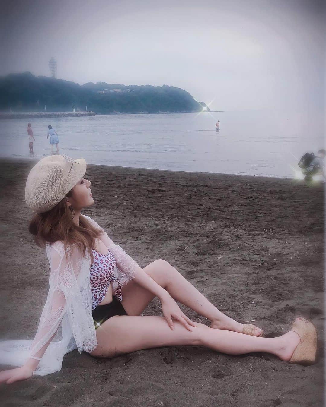 リアラさんのインスタグラム写真 - (リアラInstagram)「毎日が幸せ。 健康第一。 海見て癒されます。  水着は @lavia_official   #新宿#歌舞伎町#キャバ嬢キャバクラ#アマテラス#リアラ」7月24日 19時14分 - riaranyan