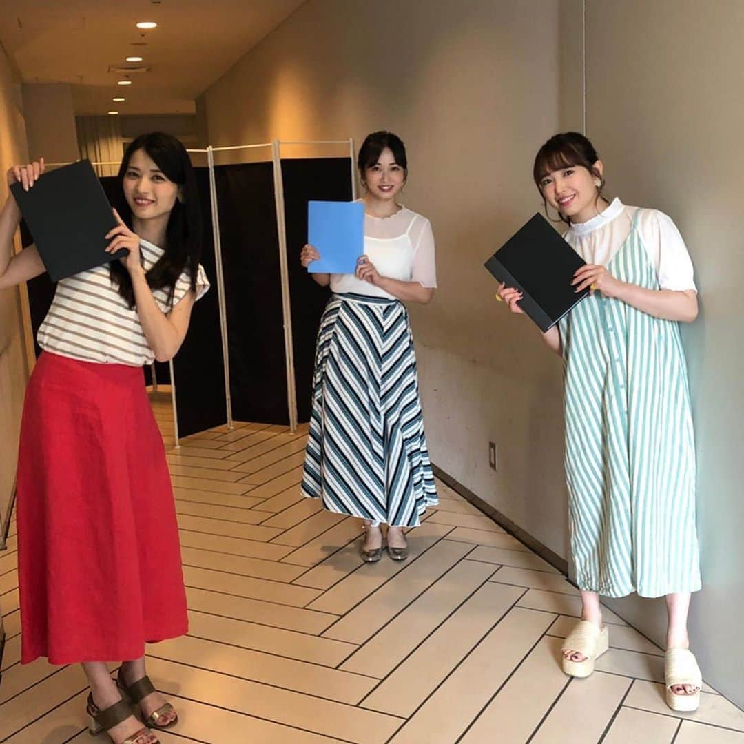 矢島舞美さんのインスタグラム写真 - (矢島舞美Instagram)「. しましまシアター、無事に全公演終了いたしました〜！ 皆様のご協力と温かい応援、本当にありがとうございました♡ 今日は、1回目ゲストが#須藤茉麻 ちゃん！2回目ゲストが#清水佐紀 ちゃん♡ 昨年に引き続き、またこのメンバーで今度は朗読劇という新たな試みができたこと、とても嬉しく楽しく、刺激的な毎日でした！演出の大堀さんはじめ、無事に開催できるよう、色々な対策を考えて実現させて下さったスタッフの皆さん、、、たくさんの方のお力に感謝です！本当にありがとうございました（ ; ; ）また元気で会える日を楽しみにしています♡ . . #しましまシアター#中島早貴#矢島舞美#清水佐紀#須藤茉麻」7月24日 19時38分 - maimiyajima_official_uf