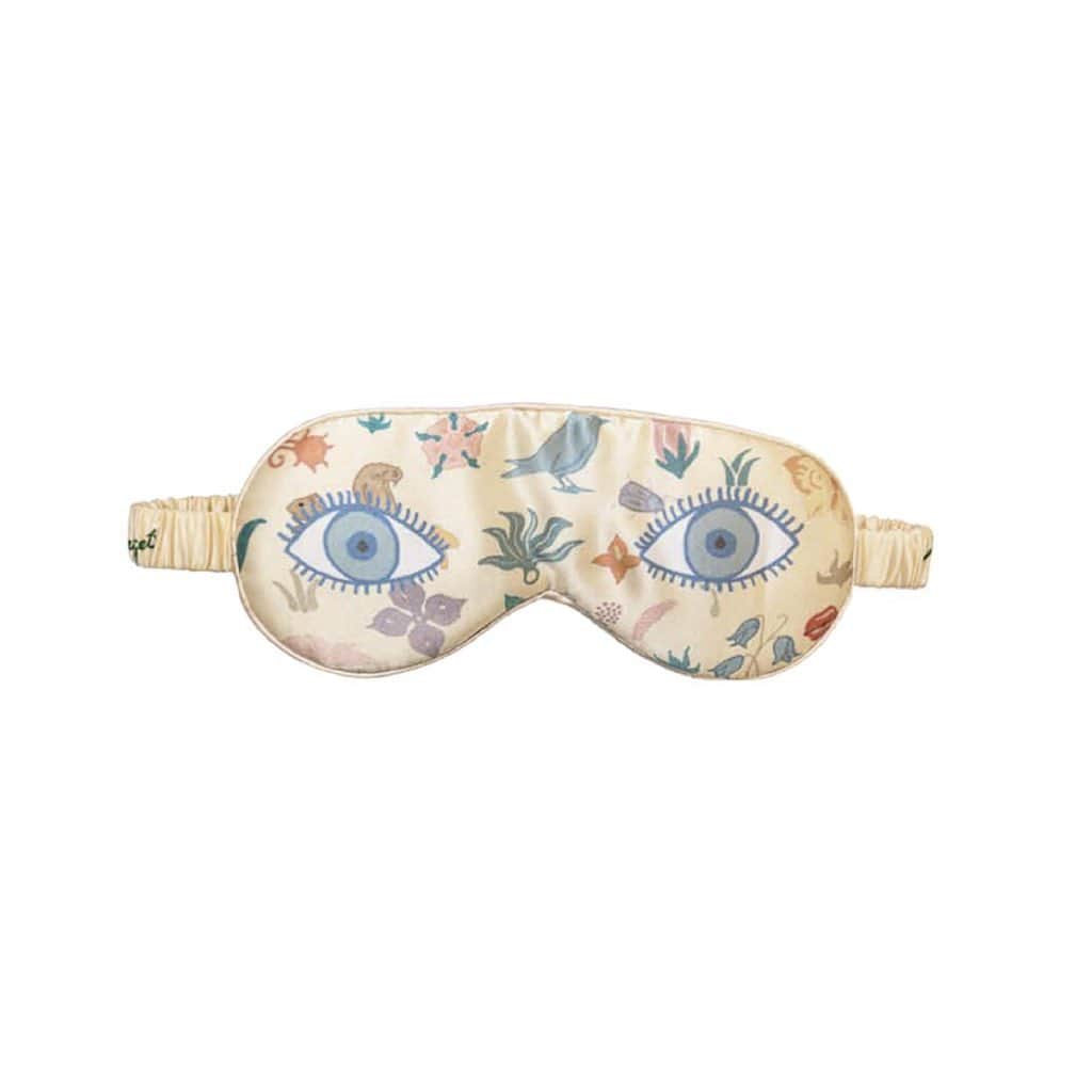 Nick Fouquetのインスタグラム：「🦜 NF silk sleep mask 🍄 100% cozy... limited edition Online store only」