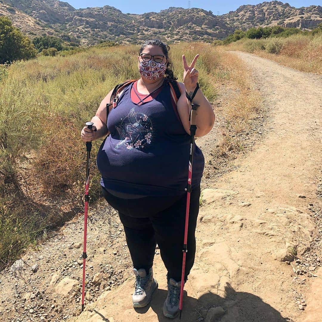 ホカオネオネのインスタグラム：「"Embracing the new normal." - HOKA Fan @fatgirlforthefitsoul #timetofly」