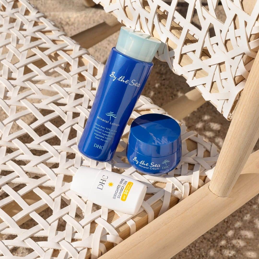 DHC Skincareさんのインスタグラム写真 - (DHC SkincareInstagram)「We're daydreaming of a tropical getaway, complete with our summer skincare essentials:   💧 By The Sea Mineral Lotion delivers brighter-looking skin with eelgrass extract, which helps to increase the moisture content of the stratum corneum.  🌊 Kelp extract in By The Sea Mineral Cream helps defend skin against environmental stress and promote the appearance of lifted, firmer skin​.  ☀️ Brightening Sunscreen is formulated with two skin-protecting natural minerals—titanium dioxide and zinc oxide—to fend off the number one cause of premature aging: the sun.  Shop this double moisture summer essential via link in bio ☝️ #DHCisJBeauty #DoubleMoisture #Moisturizer #SummerSkincare #SummerEssentials #TreatYourSkin #SkincareObsessed #SkincareJunkie」7月25日 1時15分 - dhcskincare