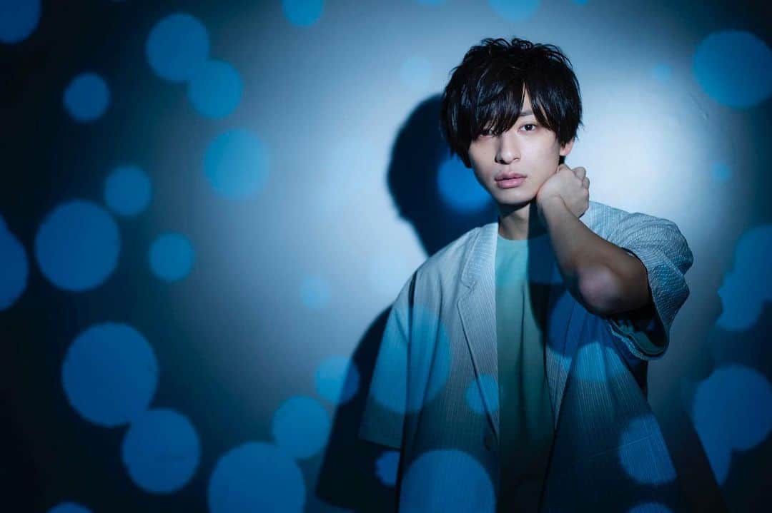 岡田翔大郎のインスタグラム：「まだまだ梅雨の時期続きそうですね☔️☔️」