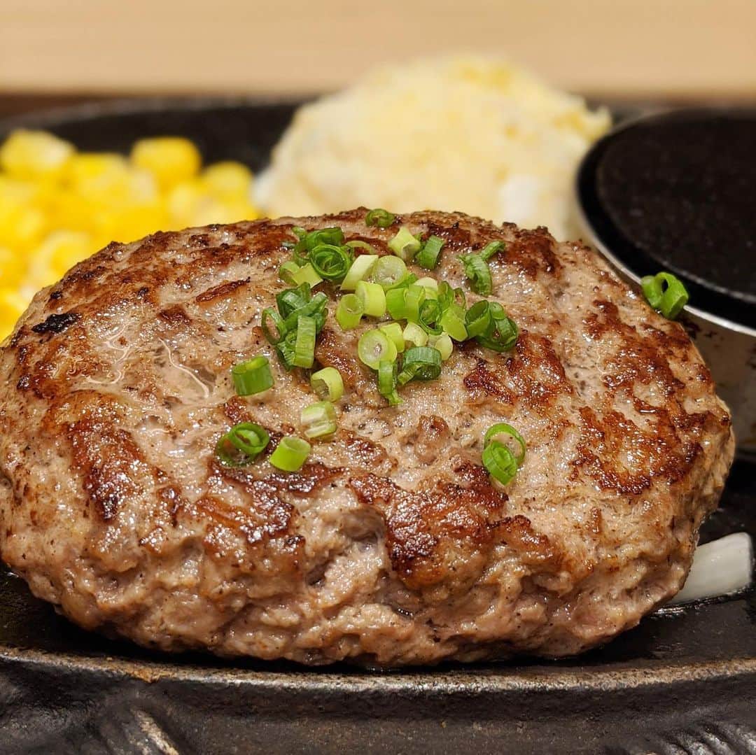 大見さなえのグルメインスタ