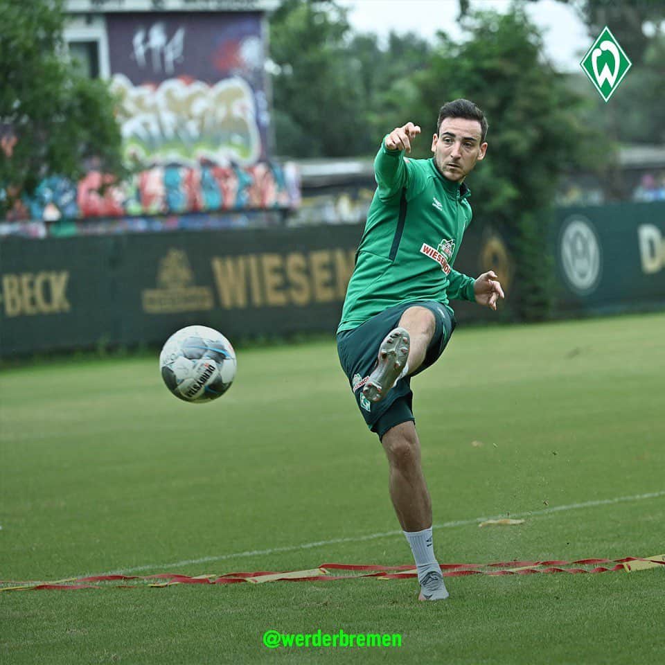 ヴェルダー・ブレーメンさんのインスタグラム写真 - (ヴェルダー・ブレーメンInstagram)「Erster! Kevin #Möhwald ist zurück in Bremen und trainiert individuell, um zum Trainingsstart bereit zu sein! 👌🏻 _______ @moeh14 #Werder #Bremen #svw #Reha #Training #nordphoto」7月24日 20時27分 - werderbremen