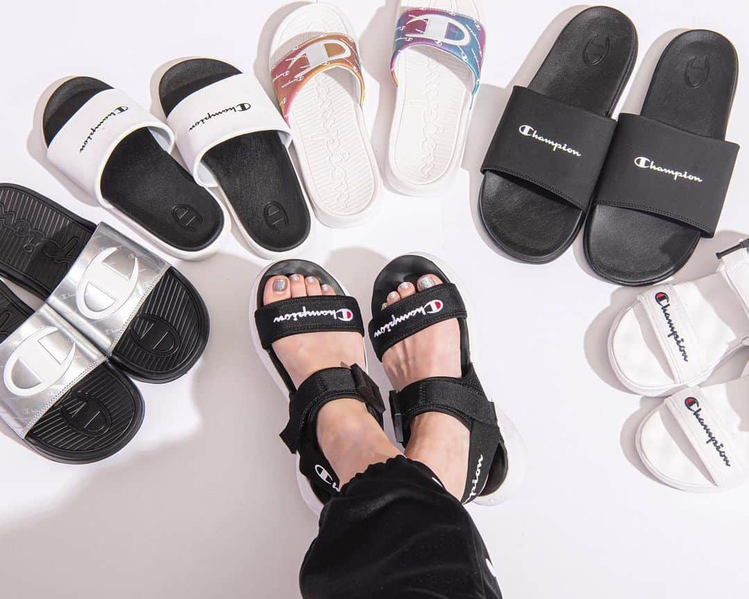 Champion Japanさんのインスタグラム写真 - (Champion JapanInstagram)「The sandal edit. #champion #championjp #summer #sandals #チャンピオン #サンダル #サンダルコーデ #カジュアルファッション #20SS」7月24日 21時00分 - champion_japan