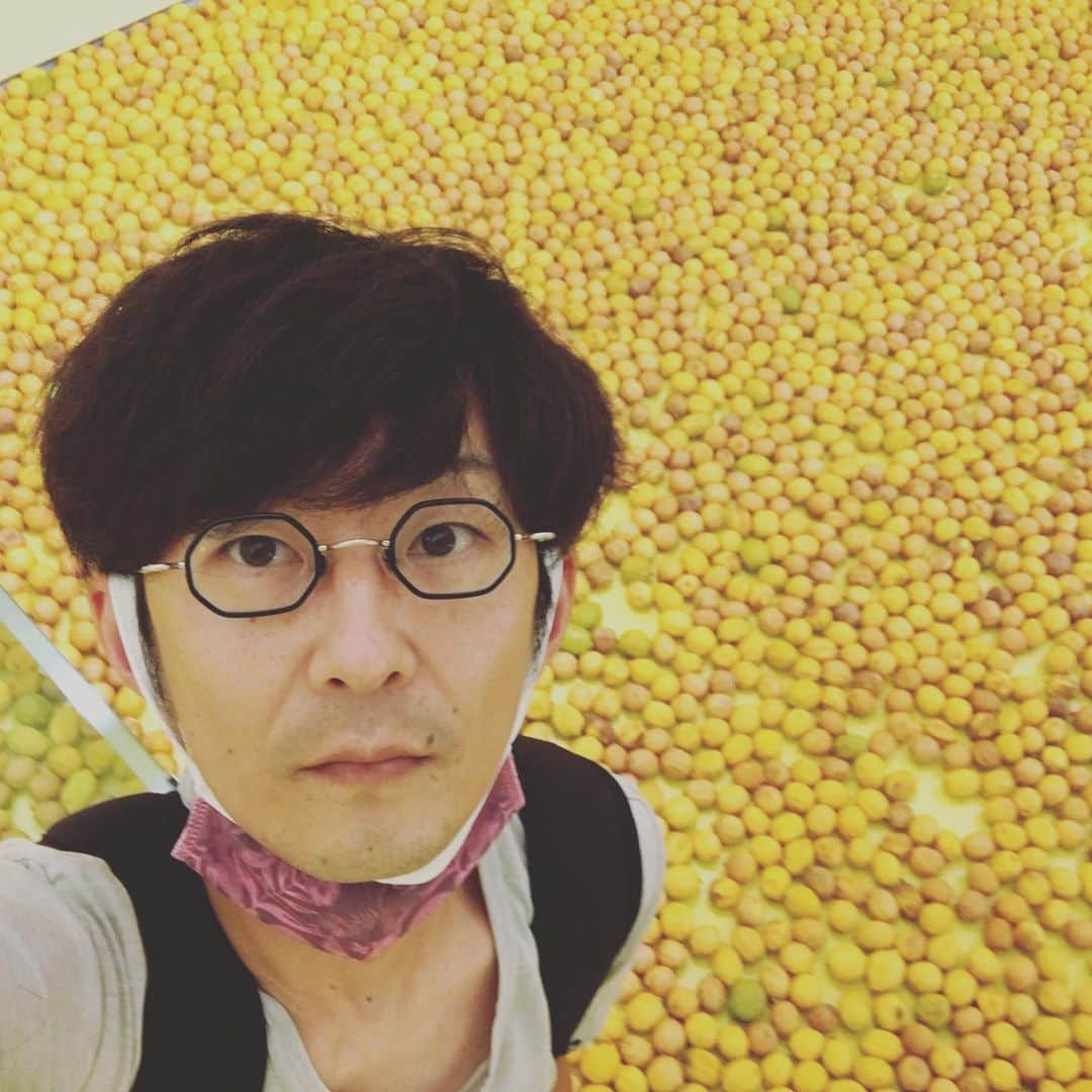 富所哲平さんのインスタグラム写真 - (富所哲平Instagram)「行ってきた、レモン！ リアルKAIGOの前に。  #アーツ前橋 #リアルKAIGO #mwave #めちゃくちゃ意義ある番組 #聞いてもらえない #意外とそんなもん #ゲストは堀越けいにん #堀越けいにん #堀越啓仁 #国会議員 #ほんと好き #アンカンミンカン富所 #SDGs #匂い #香り #命あるもの #有限の価値 #上毛新聞 #オピニオン #テーマ #7月27日 #乞うご期待 #コラム #5回目 #寄稿 #僧侶 #作業療法士 #OT #レモン #美術館」7月24日 21時17分 - tomitetsu823