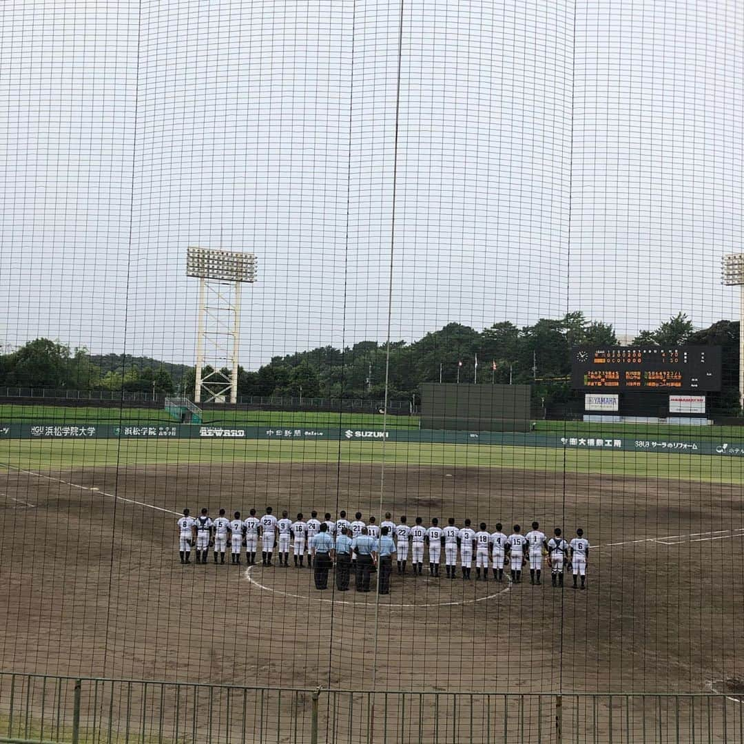 松下翔太郎さんのインスタグラム写真 - (松下翔太郎Instagram)「夏季静岡県高等学校野球大会 「磐田東×常葉大菊川」  ベスト8進出をかけた一戦は、 4-1で常葉大菊川が勝ちました。  磐田東にとっては3年生も「監督も」最後の夏。 強豪同士の好ゲームでした。  #高校野球#常葉大菊川#磐田東」7月24日 21時31分 - shotaro_matsushita_