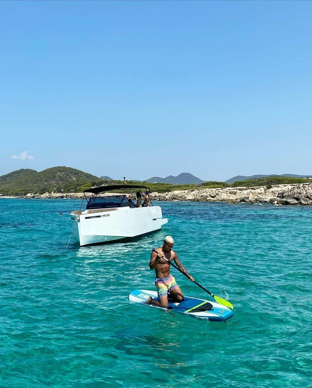 クチョ・エルナンデスさんのインスタグラム写真 - (クチョ・エルナンデスInstagram)「🏝🛥」7月24日 22時12分 - cuchohernandez