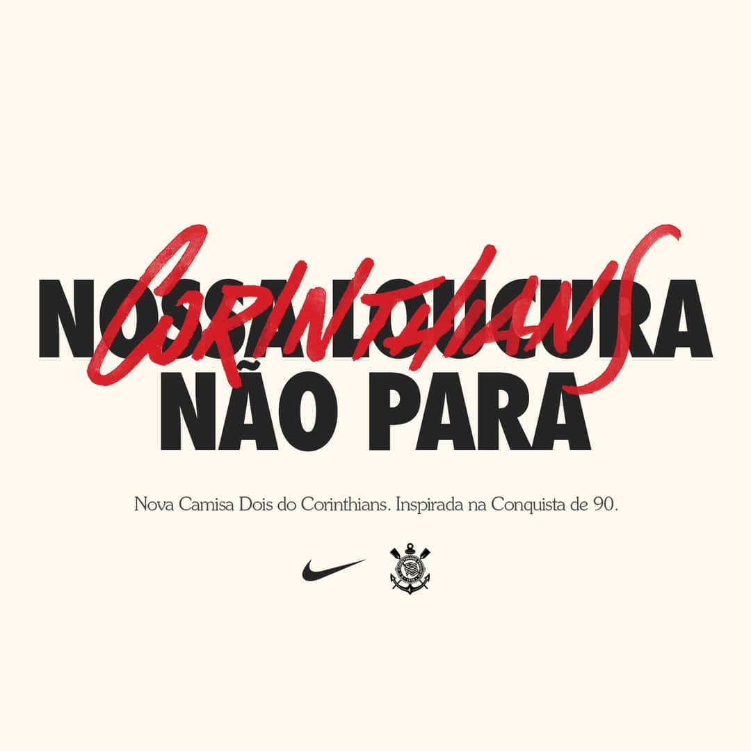 コリンチャンスさんのインスタグラム写真 - (コリンチャンスInstagram)「Todo corinthiano sabe o que é continuar torcendo mesmo quando todo mundo acha que o jogo acabou. Essa foi uma das lições que aprendemos com o Brasileirão de 1990 e que continuam até hoje no DNA alvinegro. Conheça a nova camisa 2 do Corinthians, inspirada na Camisa 2 do título de 90.  Garanta a sua em nike.com/Corinthians  #NossaLoucuraNãoPara」7月24日 22時30分 - corinthians