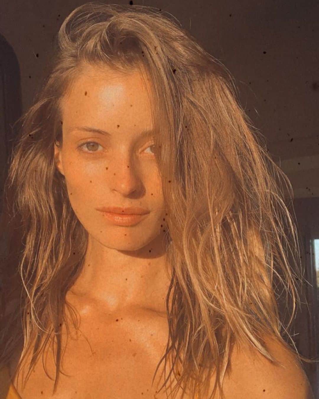 フラヴィア・ルチーニのインスタグラム：「🌊 Beach Hair 🏝 #Puglia #beachhair」