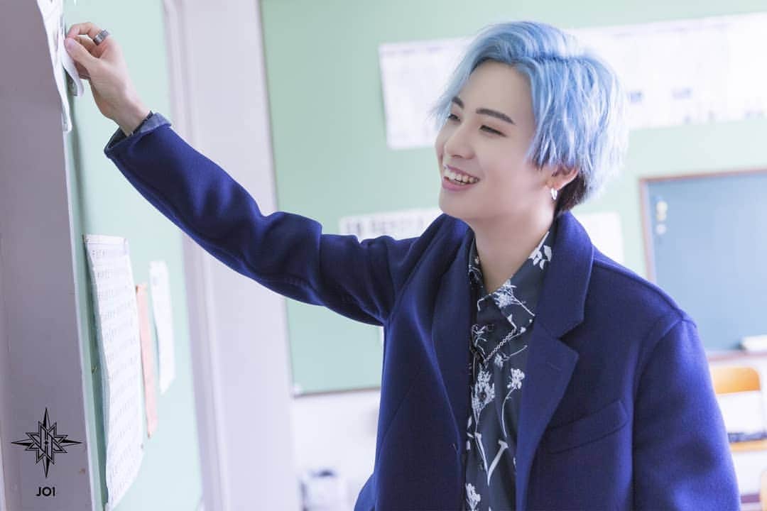 川尻蓮のインスタグラム：「JO1 2ND SINGLE 『STARGAZER』 🎼 2020.08.26 Release  ジャケット撮影オフショット📸✨  #JO1 #ジェイオーワン  #STARGAZER #スターゲイザー #OH_EH_OH  #川尻蓮 #KawashiriRen #JPOP #JO1」