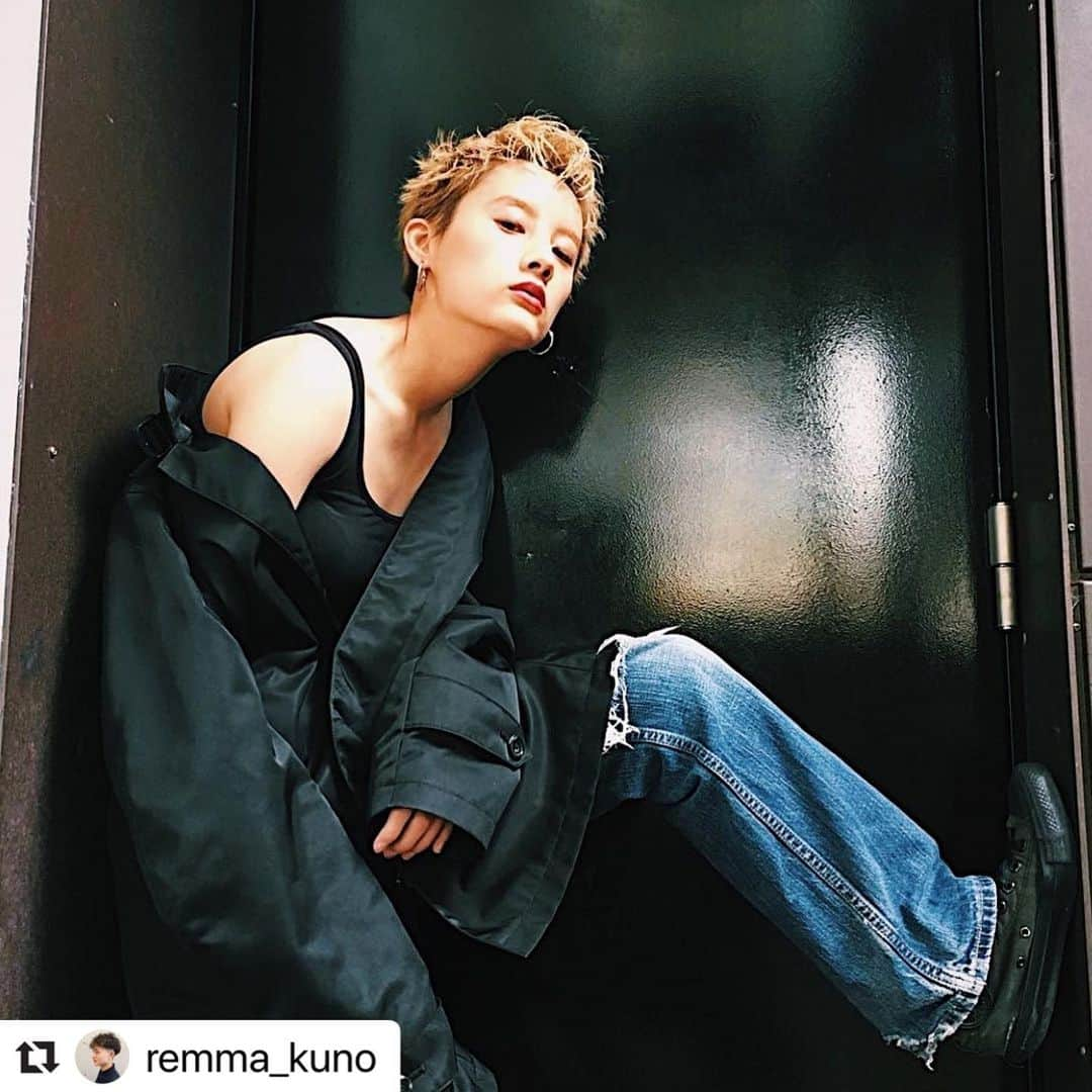 Hairsalon BREEN Tokyoさんのインスタグラム写真 - (Hairsalon BREEN TokyoInstagram)「[very short] hair make by me. 自分らしく、エッジを利かせたデザインです。 #remmadesign」7月25日 9時43分 - hairsalon_breen_tokyo