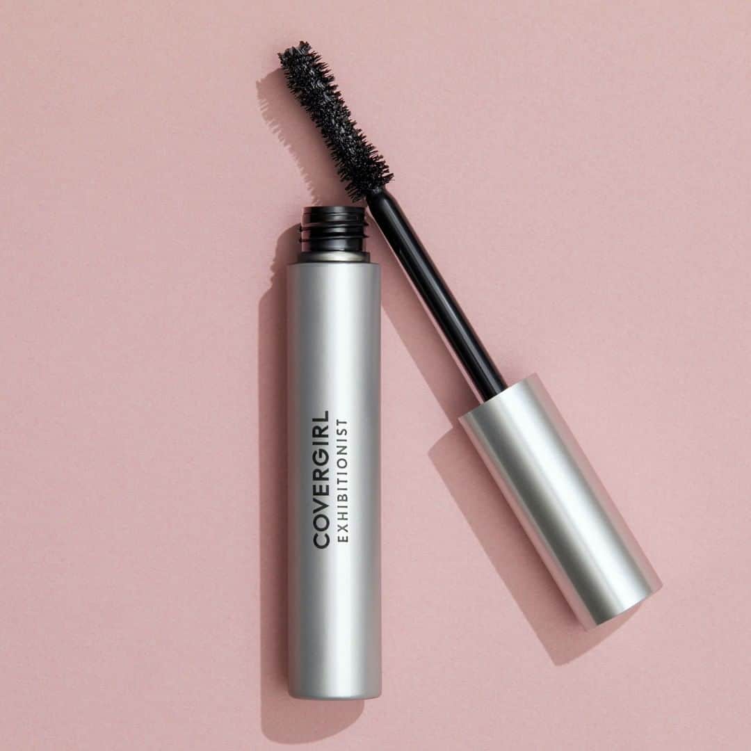 COVERGIRLさんのインスタグラム写真 - (COVERGIRLInstagram)「Give your lashes a boost of volume and definition with our fan-fave #ExhibitionistMascara. 🔊🤩 The formula glides smoothly onto lashes, and doesn't flake or smudge. #EasyBreezyBeautiful #COVERGIRLCrueltyFree #CrueltyFree」7月25日 10時00分 - covergirl