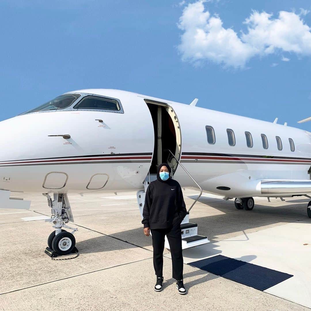 のインスタグラム：「nothing was the same 🛩」