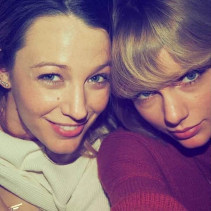 E! Onlineさんのインスタグラム写真 - (E! OnlineInstagram)「Blake Lively & Ryan Reynolds haven't publicly announced the name of their 3rd child, but fans think Taylor Swift just revealed it in her new album. 👀 This is E! trying to get you to click the link in our bio. (📷: Instagram)」7月25日 1時45分 - enews