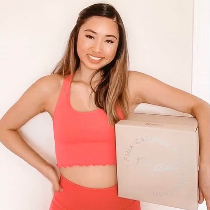 Victoria's Secret PINKさんのインスタグラム写真 - (Victoria's Secret PINKInstagram)「We sent our Campus Reps welcome boxes to welcome them to the PINK family! Stay tuned for more from our #PINKReps soon! 👋🤗💗」7月25日 1時54分 - vspink