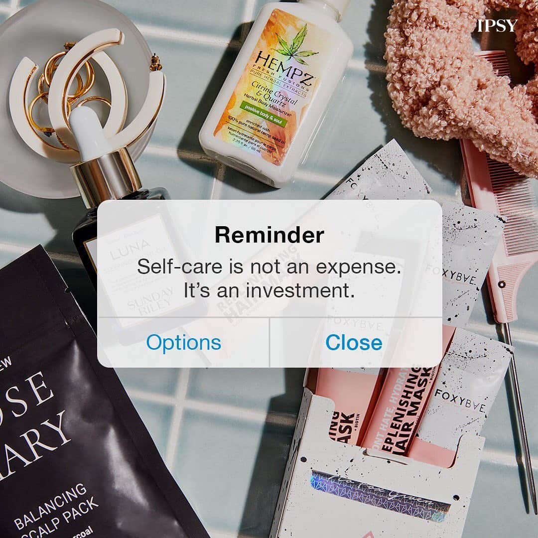 ipsyさんのインスタグラム写真 - (ipsyInstagram)「Show yourself love today—your future self will thank you for it. What’s your fave way to unwind?  #IPSY #IPSYTakeABreak #selfcareday」7月25日 2時45分 - ipsy