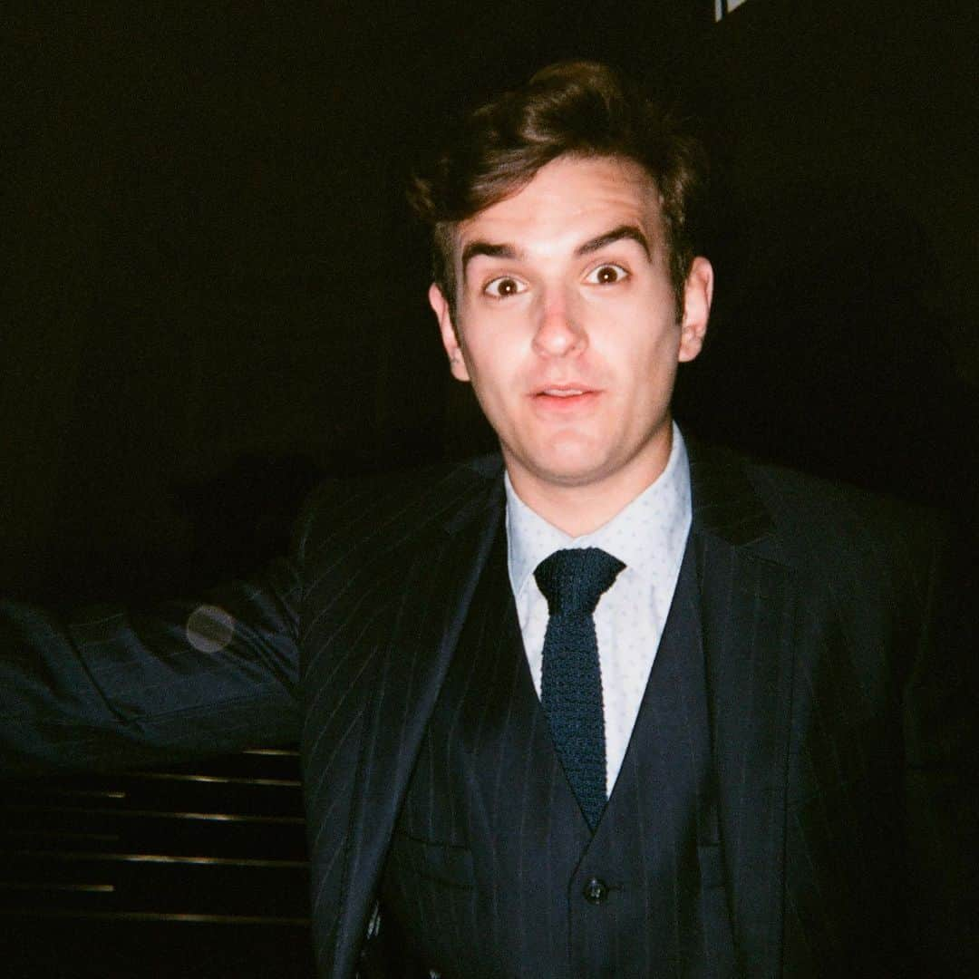 ジョーイ・キングさんのインスタグラム写真 - (ジョーイ・キングInstagram)「10 photos of what the inside of my heart looks like. The Kissing Booth 2 is streaming now on Netlfix.  📸 : @kellylamorwilson」7月25日 3時11分 - joeyking