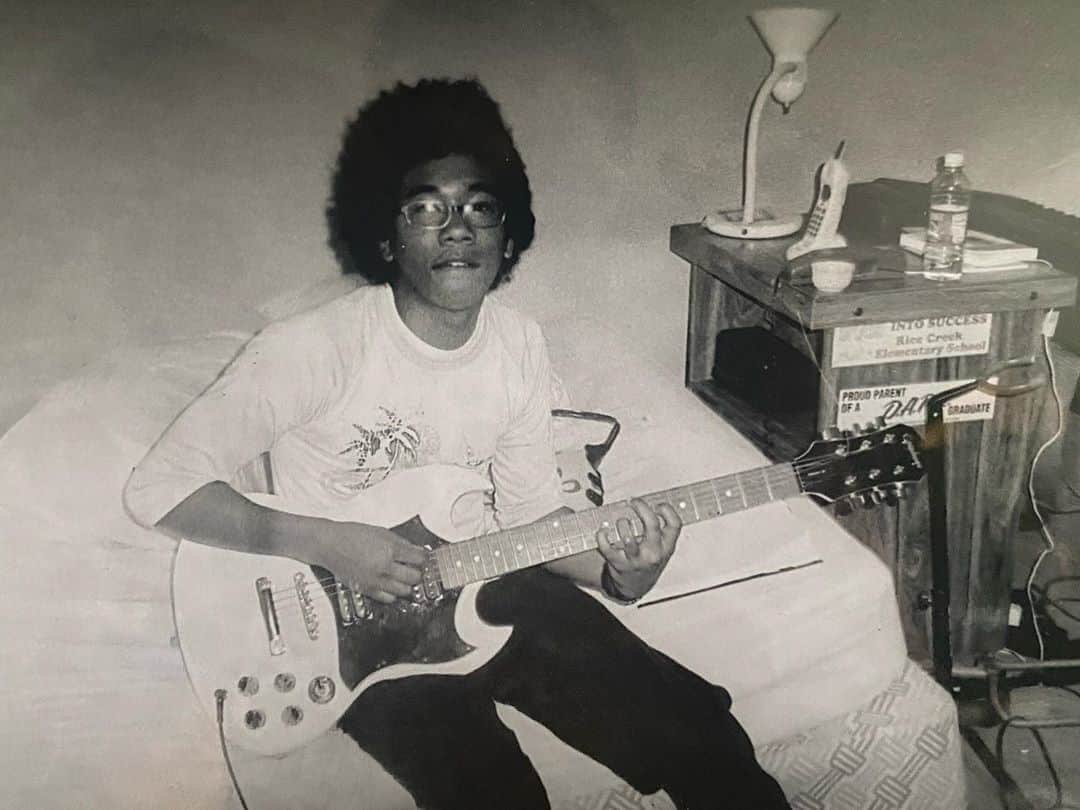 トロ・イ・モアのインスタグラム：「Who else out there was the weird black kid with a smashed Afro? I wanted to be in At the Drive-In soooo bad. (c. 2004 / 17 years old)」