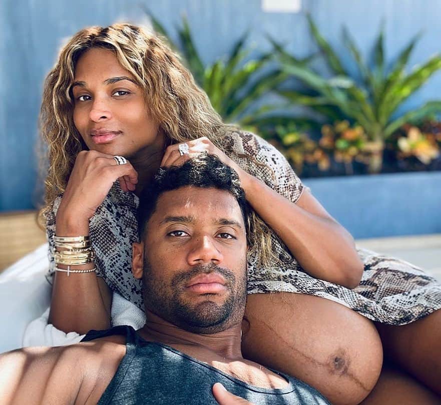 Harper's BAZAARさんのインスタグラム写真 - (Harper's BAZAARInstagram)「Congratulations to #Ciara and #RussellWilson who have welcomed their second baby and first son together, Win Harrison Wilson. 💕The proud parents tied the knot in 2016. Ciara also shares a six-year-old son, Future Zahir Wilburn, with her ex, Future. See all of the stylish, at-home pregnancy looks Ciara has been serving recently at the link our bio.」7月25日 3時20分 - harpersbazaarus