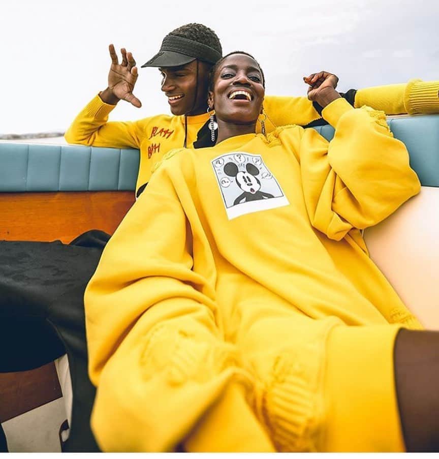 ジェームスロングのインスタグラム：「@rafaelmayers and @iamrosaliendour for @iceberg 💛💛💛💛」