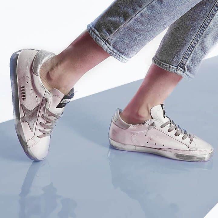 GILTのインスタグラム：「Keeping things casual? We’re here for it. Tap the link in bio to shop #GoldenGoose.」